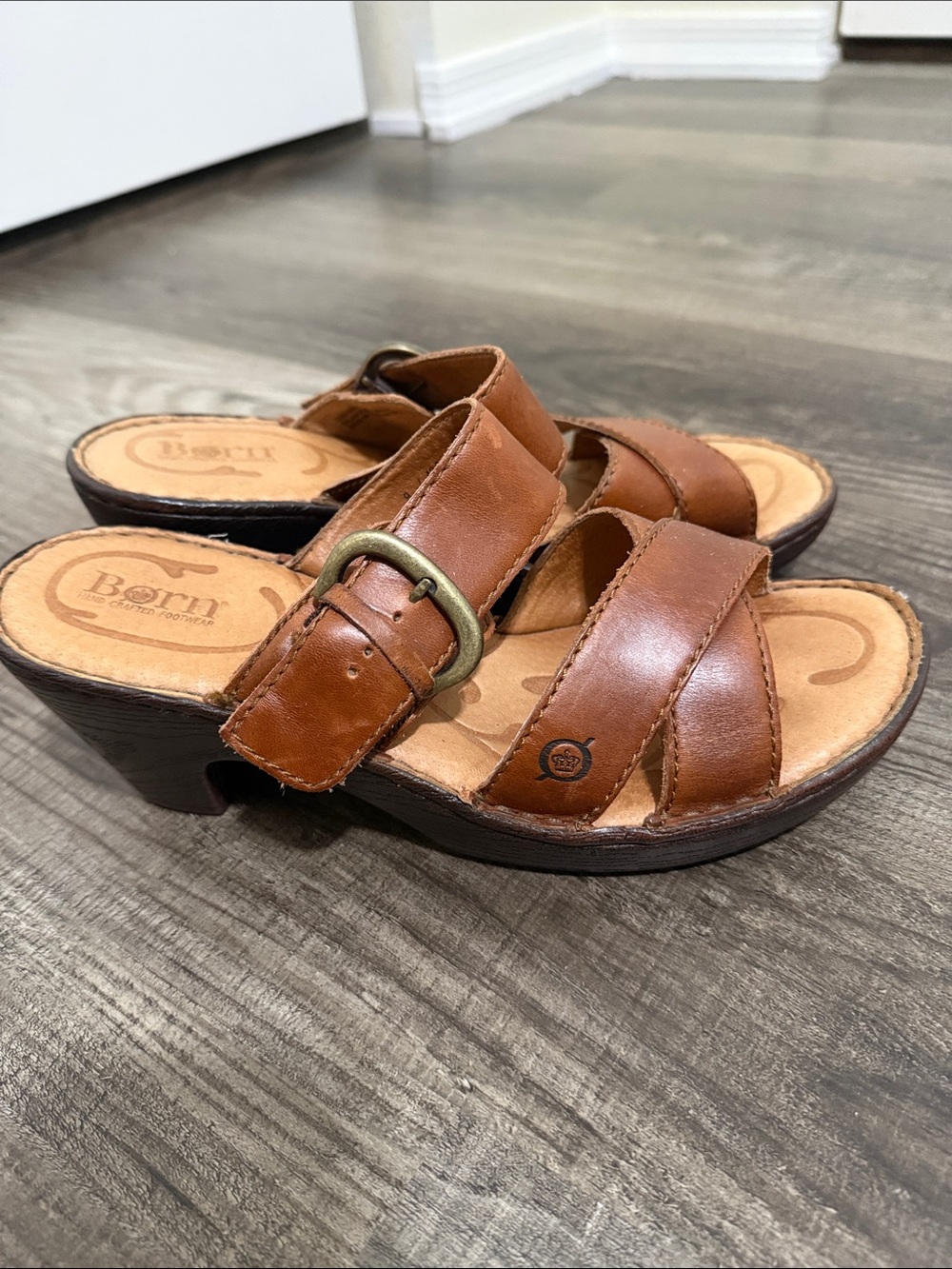 Born Charlotta Brown Leather Platform Sandals with Buckle - Picture 6 of 6
